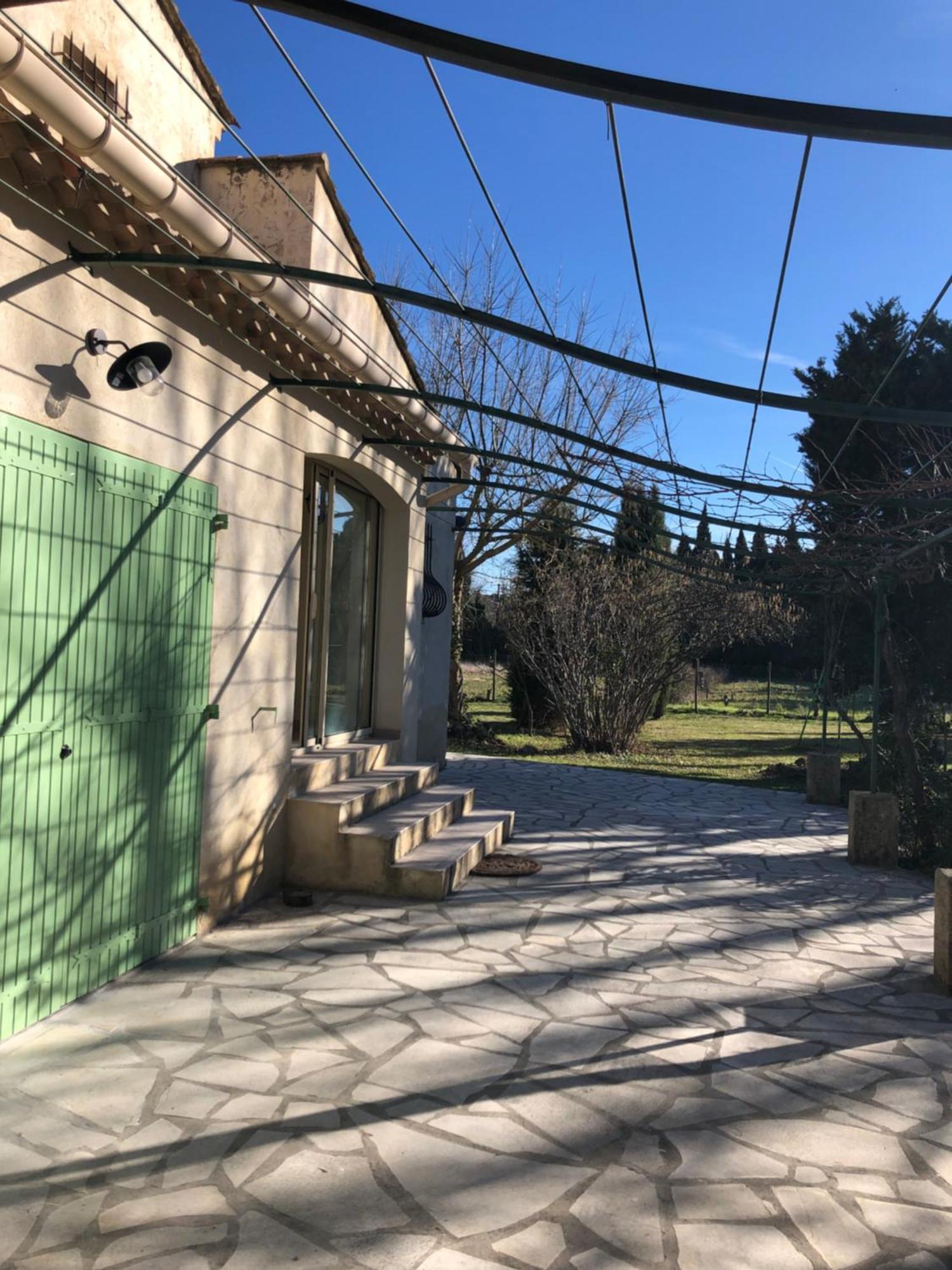 La Maison Des Sources Salon-de-Provence Exterior foto